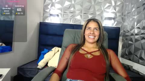 Snapshot of nairobi8 chatting on February 10, 8:02 pm nairobi8 online show from February 10, 8:02 pm