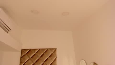 Snapshot of nakamura_san chatting on January 15, 11:21 am INSTAGRAM  m2221     online show from January 15, 11:21 am