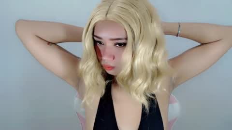 Snapshot of naked_stacey chatting on July 17, 10:36 pm Stacey online show from July 17, 10:36 pm