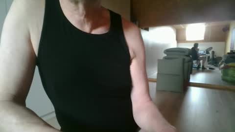 Snapshot of nakedcock5518782 chatting on April 3, 11:30 am nakedcock5518782 online show from April 3, 11:30 am