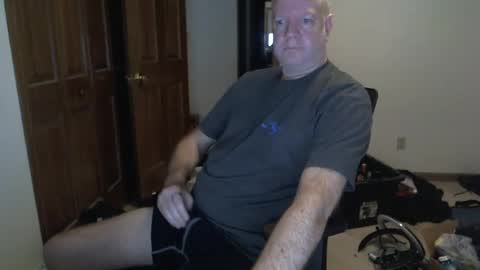 Snapshot of nakedilmale chatting on December 4, 5:49 am Tip 100 for my full real name online show from December 4, 5:49 am