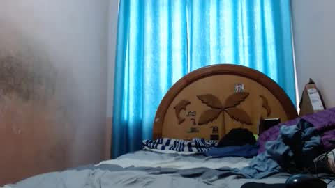 Snapshot of nakedlima chatting on May 4, 5:53 pm nakedlima online show from May 4, 5:53 pm