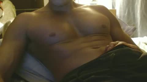 Snapshot of nakedwoodbbttr chatting on December 12, 1:43 am nakeDwoodBbetter online show from December 12, 1:43 am