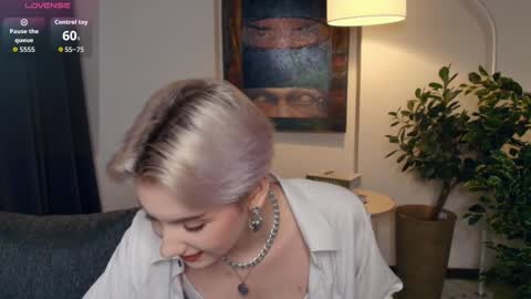 Kate online show from November 20, 11:54 am