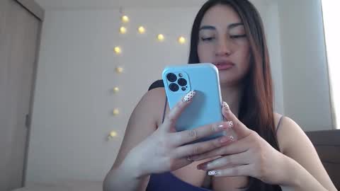 Snapshot of nala_foster chatting on May 12, 3:31 pm Nala online show from May 12, 3:31 pm