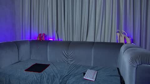 Snapshot of nally_ferrari chatting on January 21, 4:10 am Nally online show from January 21, 4:10 am