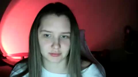 Snapshot of nalorine chatting on April 3, 4:16 pm Lola online show from April 3, 4:16 pm