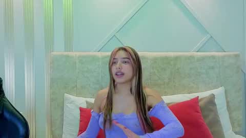 nami_sweet_ online show from September 24, 3:43 am