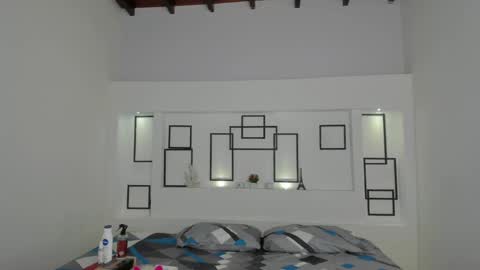 Namoi Smith online show from February 14, 4:47 am