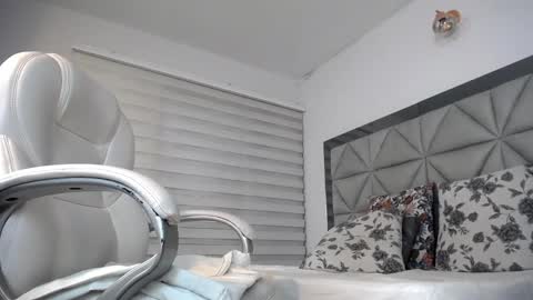 Nana levy online show from January 28, 11:17 am