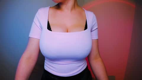 your candy  online show from February 3, 5:46 pm