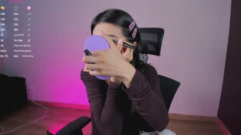 Snapshot of nanakodollx chatting on June 20, 8:44 pm Nana Natalia online show from June 20, 8:44 pm