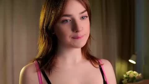 Snapshot of nanalindner chatting on June 26, 7:24 am Kiana online show from June 26, 7:24 am