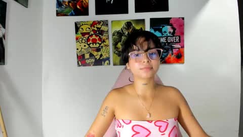 nanami_owo online show from October 21, 11:49 pm
