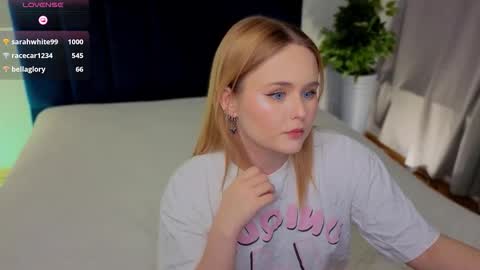 Maeve online show from October 10, 8:41 pm