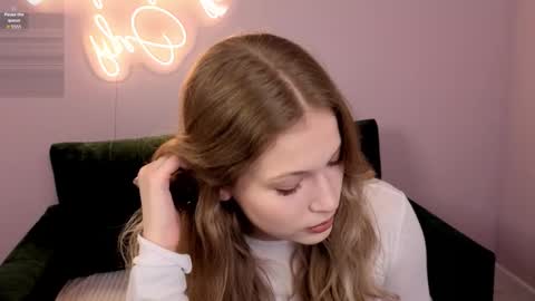 Maeve online show from January 10, 2:30 pm