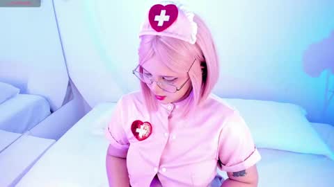 NanaOsaky online show from October 9, 11:52 am