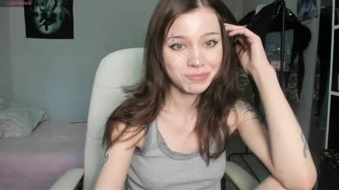 Snapshot of nancy_ston chatting on May 19, 4:08 am Nancy online show from May 19, 4:08 am