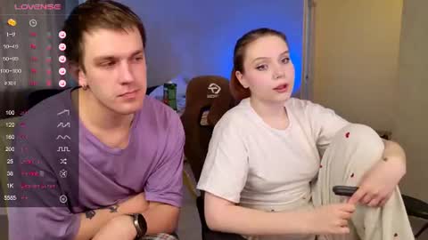 Nancy and Archi online show from June 23, 3:04 am