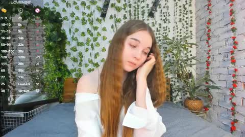 Snapshot of nancycaseys chatting on February 10, 8:09 am Luna online show from February 10, 8:09 am