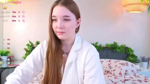 Snapshot of nancycaseys chatting on October 11, 5:50 am Luna online show from October 11, 5:50 am