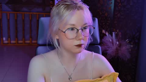 nancymartinez online show from December 28, 1:06 pm
