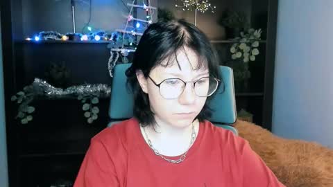 nancymartinez online show from December 18, 5:13 am