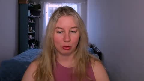 Snapshot of nancysanders chatting on May 7, 7:36 am Nancy online show from May 7, 7:36 am