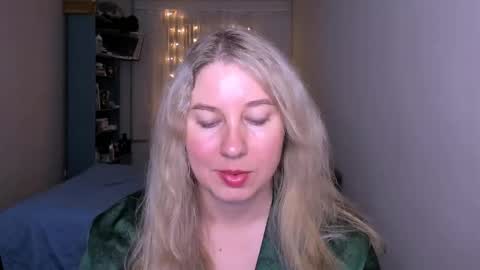 Snapshot of nancysanders chatting on May 8, 6:13 pm Nancy online show from May 8, 6:13 pm