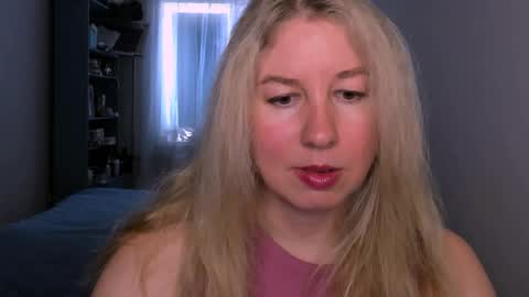 Snapshot of nancysanders chatting on May 22, 6:42 am Nancy online show from May 22, 6:42 am