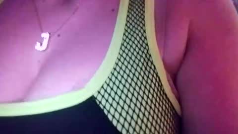 Snapshot of nancyybonita chatting on January 7, 7:10 am nancyybonita online show from January 7, 7:10 am