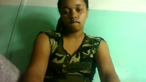 Snapshot of nandrianina416143 chatting on June 15, 4:36 am nandrianina416143 online show from June 15, 4:36 am