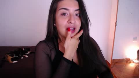 Snapshot of nani_gutierrez chatting on February 13, 12:50 am Nani online show from February 13, 12:50 am