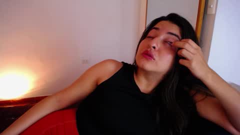 Snapshot of nani_gutierrez chatting on March 15, 12:38 am Nani online show from March 15, 12:38 am