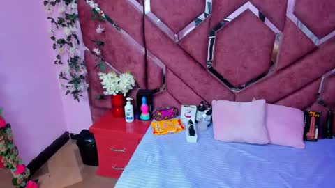 Snapshot of nanis_james15 chatting on June 17, 3:31 am nanis james15 online show from June 17, 3:31 am