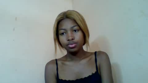 Snapshot of nannie02 chatting on July 28, 7:37 am nannie02 online show from July 28, 7:37 am