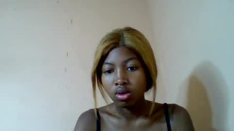 Snapshot of nannie02 chatting on July 28, 4:05 pm nannie02 online show from July 28, 4:05 pm