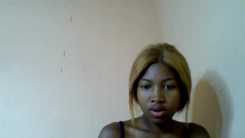 Snapshot of nannie02 chatting on July 30, 6:51 pm nannie02 online show from July 30, 6:51 pm
