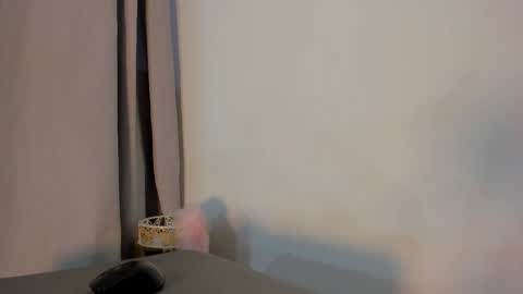 Snapshot of nanny1_ chatting on June 6, 11:09 pm Nanny online show from June 6, 11:09 pm