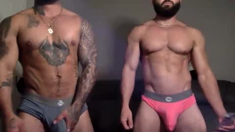 Snapshot of nantenh4 chatting on November 25, 12:43 am onlyrealtito online show from November 25, 12:43 am