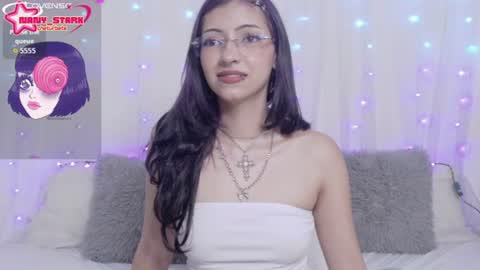 Snapshot of nany_stark_ chatting on July 22, 4:10 pm NANY online show from July 22, 4:10 pm