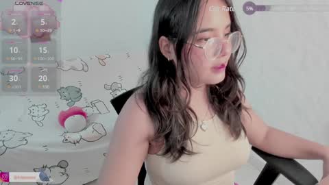 Snapshot of naoko_uwu chatting on January 25, 1:10 am Naoko online show from January 25, 1:10 am