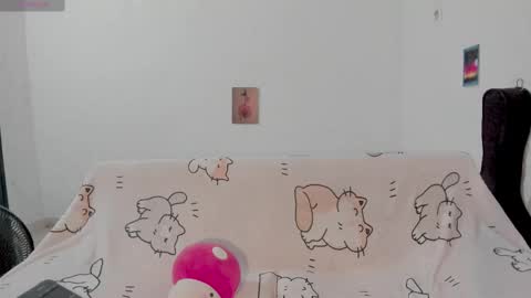 Snapshot of naoko_uwu chatting on March 3, 4:25 am Naoko online show from March 3, 4:25 am