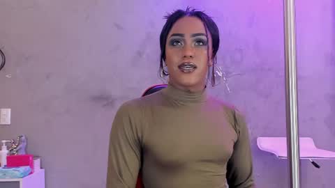 Naomi Blair online show from June 14, 3:08 am