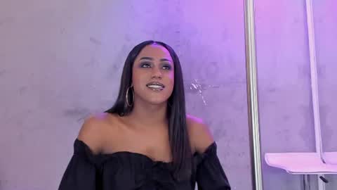 Naomi Blair online show from June 25, 3:17 am