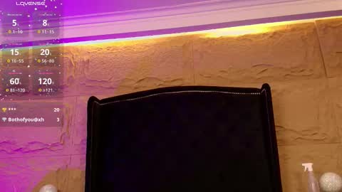 Naomi online show from October 18, 9:26 pm