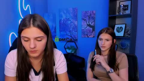 Naomi online show from June 10, 1:21 pm