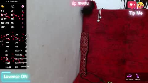 Snapshot of naomi_powel chatting on January 19, 3:21 am naomi_powel online show from January 19, 3:21 am