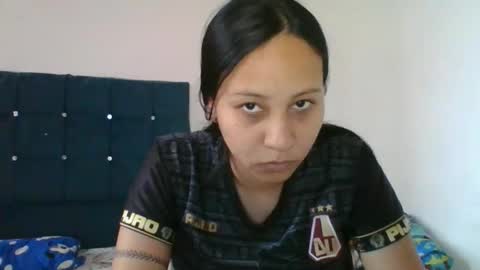 Mia online show from March 17, 10:13 pm