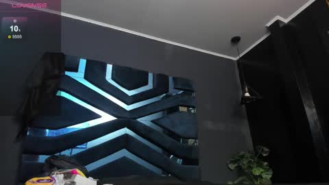 Naomi online show from February 27, 11:10 am